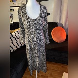 Vintage 90s style Black White Floral
flower Long Sleeve Maxi Dress